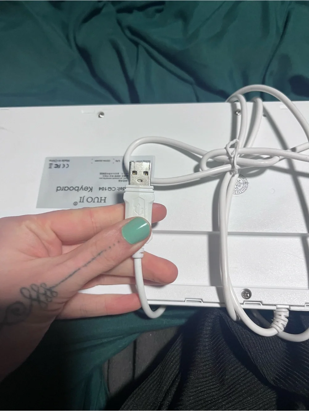 White Wired Full-Size Keyboard
